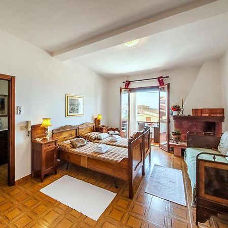 La Casa Di Mannazzotta 1 Bed & Breakfast Castelsardo Bagian luar foto