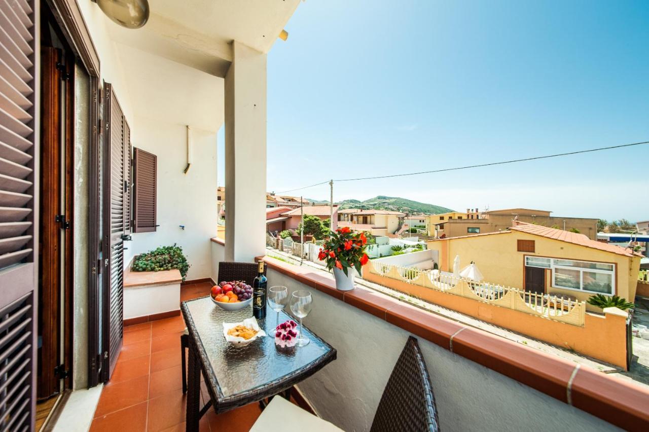 La Casa Di Mannazzotta 1 Bed & Breakfast Castelsardo Bagian luar foto