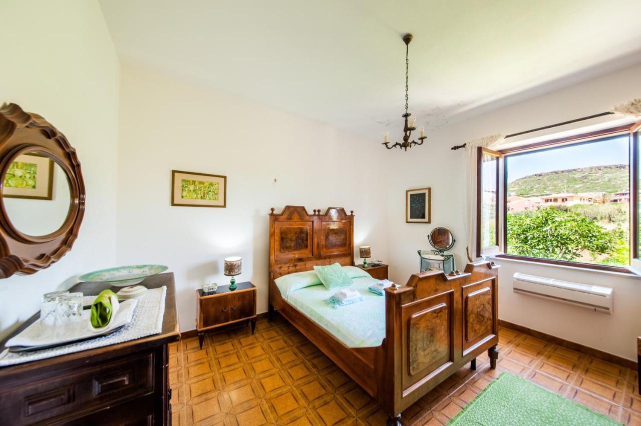 La Casa Di Mannazzotta 1 Bed & Breakfast Castelsardo Bagian luar foto